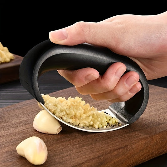 Effortless Garlic Crusher Ring
